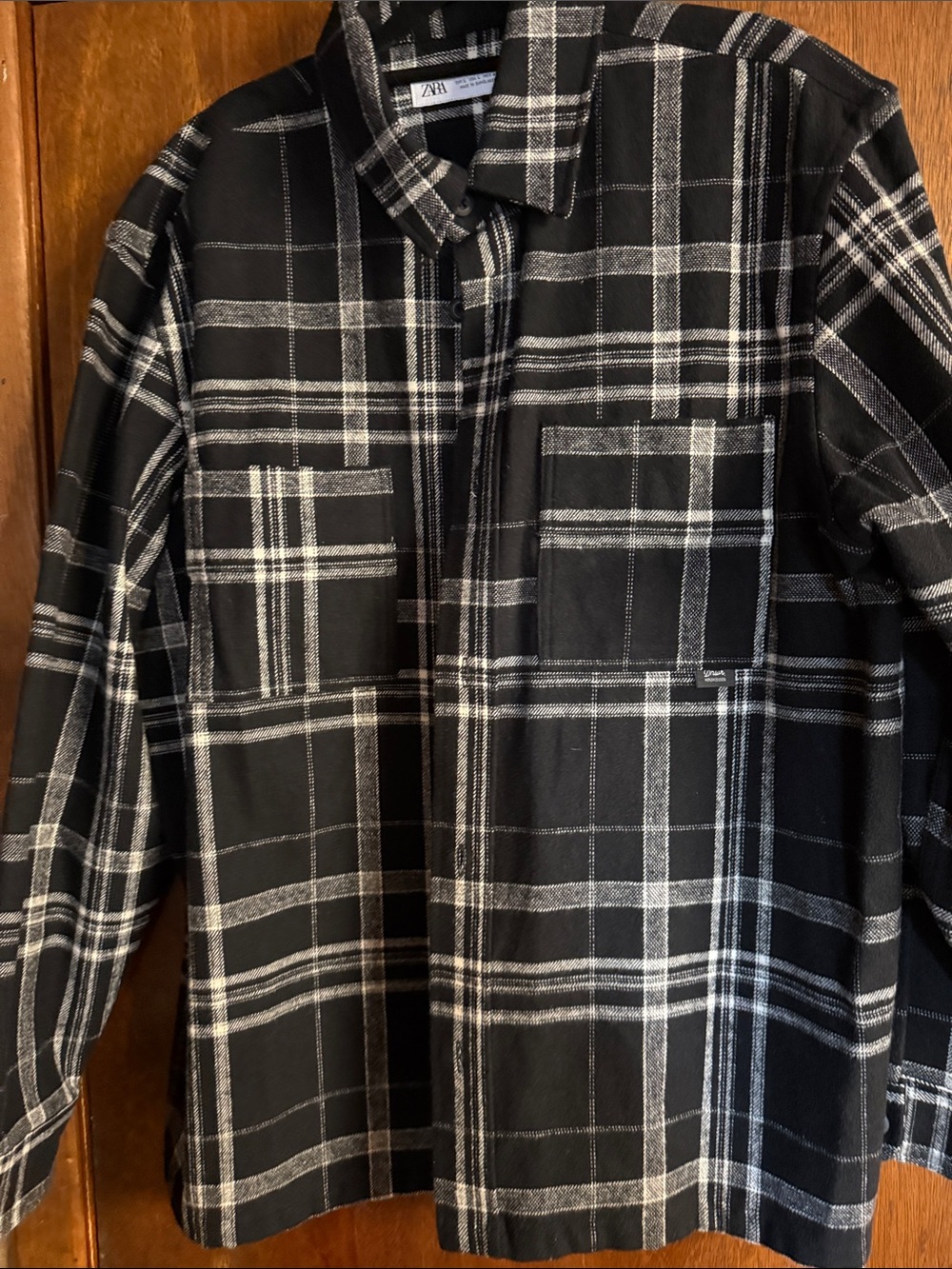 ZARA Men's Plaid Flannel Overshirt Shacket - Black & White